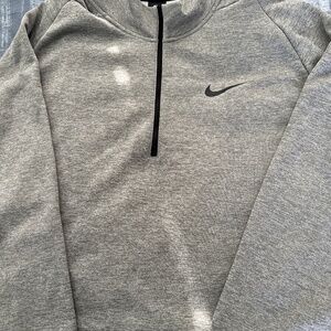 Men’s Nike 1/4 Zip Pullover Size 4X